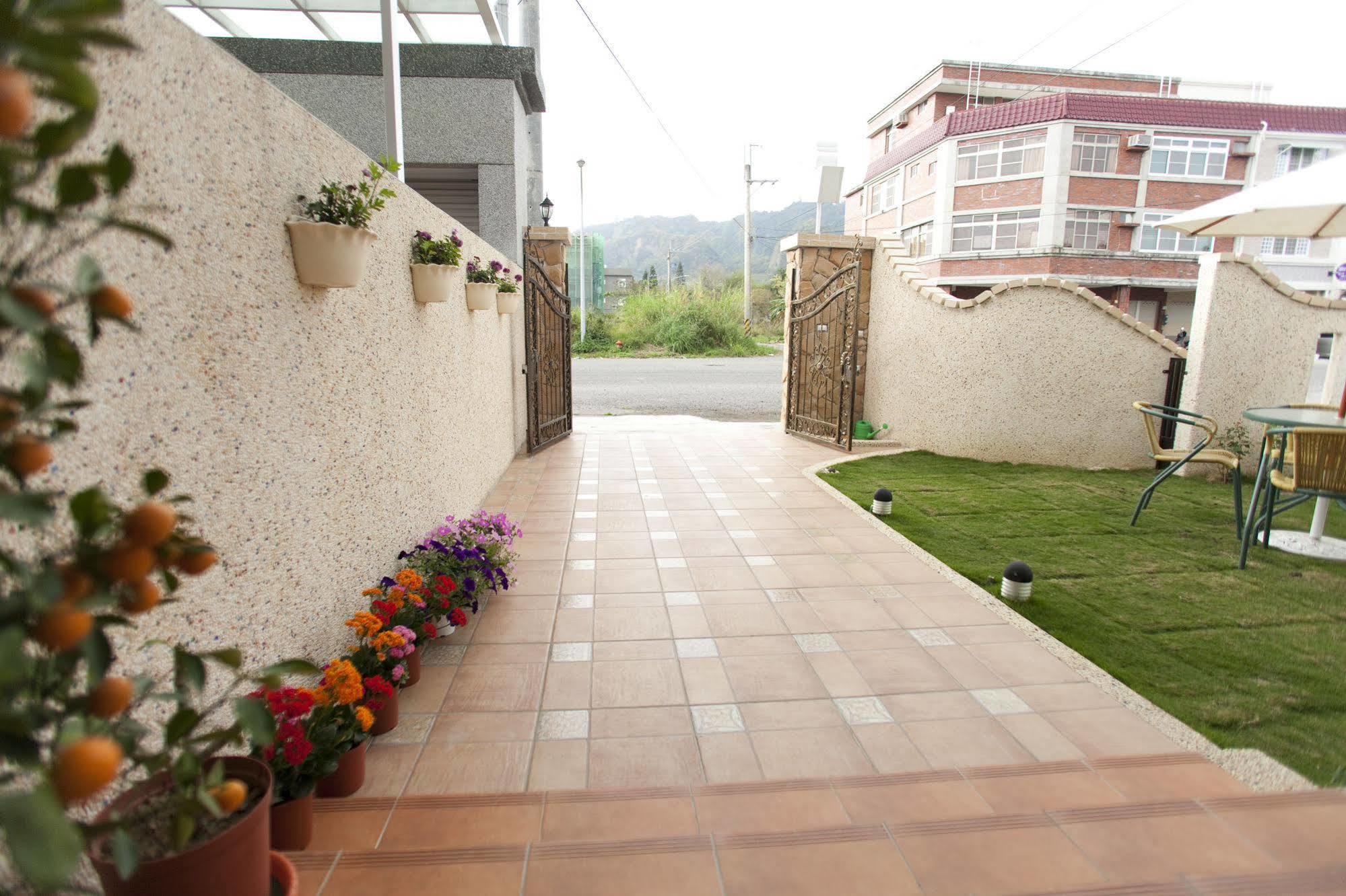 Blue Cotton Candy B&B Taitung Exterior photo